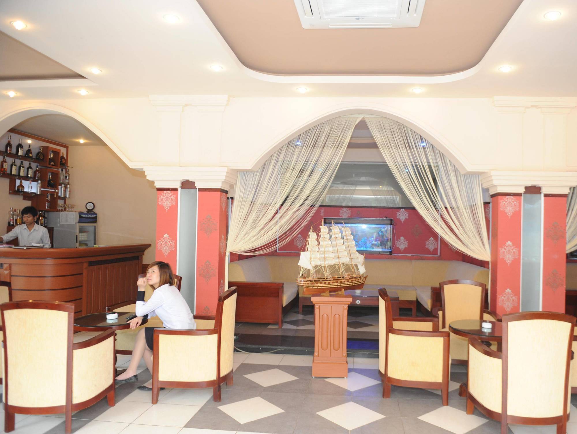 Hoa Phuong Hotel ハイフォン エクステリア 写真